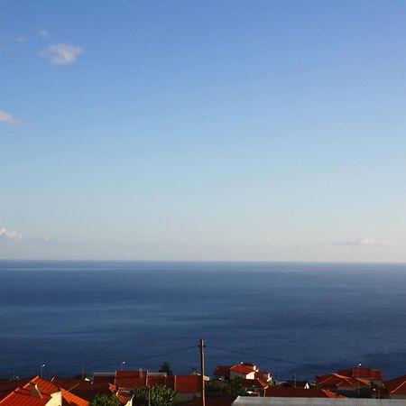 Lugar Dos Louros 2 Apartman Estreito Da Calheta Kültér fotó